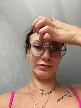 Fiona_12 – Live XXX-chat