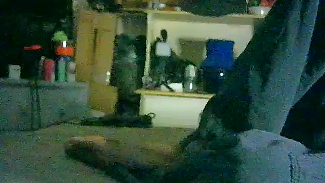 CR3M3_FIR3のライブXXXチャット