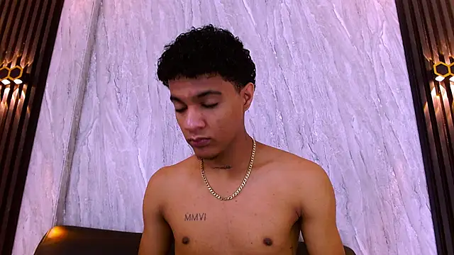 _Thiago12 – Naživo XXX chat