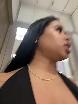 EmmaExoticaXXX 现场XXX聊天