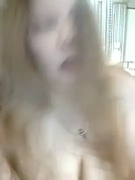 AugustRayn's Live XXX Chat