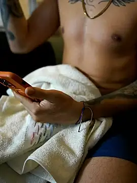 AlphaMasterXxx Live XXX Chat