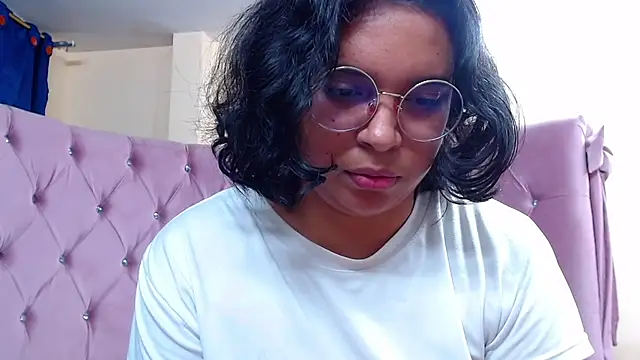 دردشة Emmaa_Lexx الجنسية المباشرة
