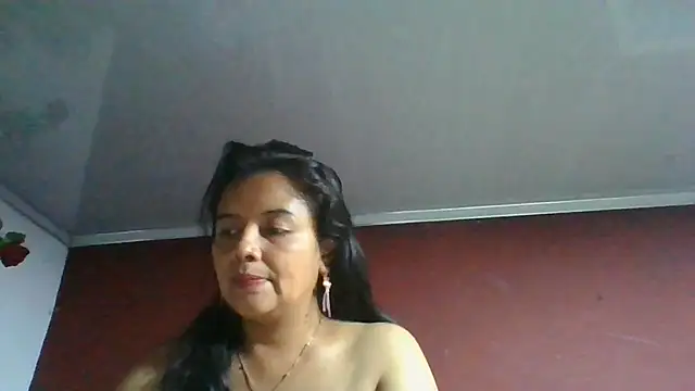 دردشة DianaOchoa_ الجنسية المباشرة