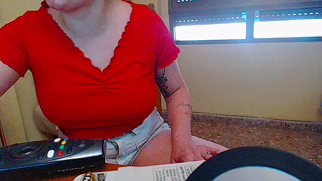 pomposa18xxx Adlı Modelin Canlı XXX Sohbeti