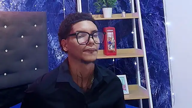 Czat XXX na żywo – kai_storm77