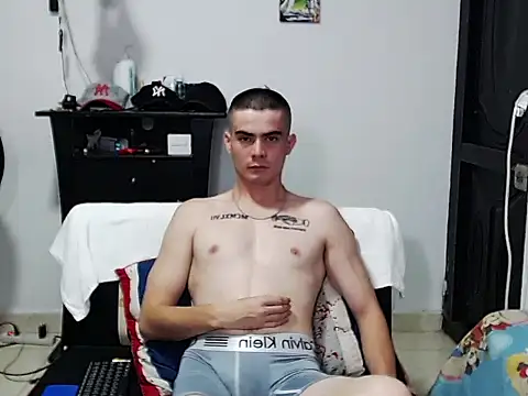 Вебкам-шоу Zac_Efront