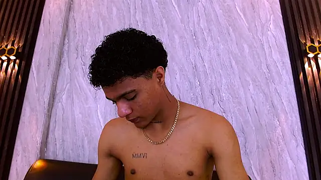 Онлайн чат XXX _Thiago12