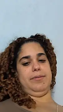 ninna_curly Adlı Modelin Canlı XXX Sohbeti