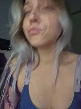 צ'אט XXX בשידור חי של ScarletCallings_420