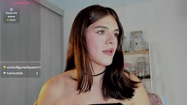 Viamiel's Live XXX Chat