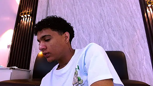Chat XXX ao vivo de _Thiago12