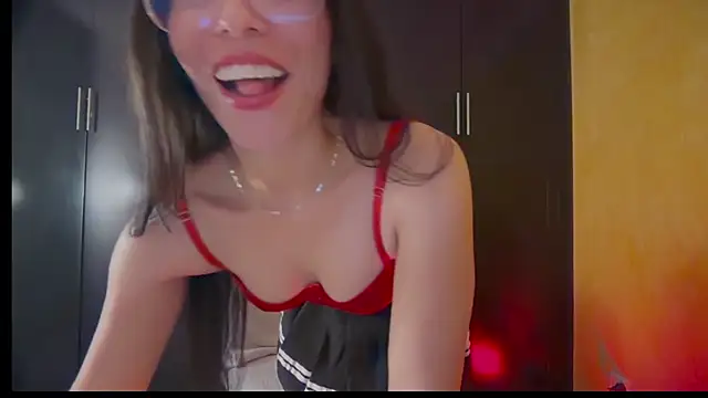 sasha_jonne Chat XXX in diretta