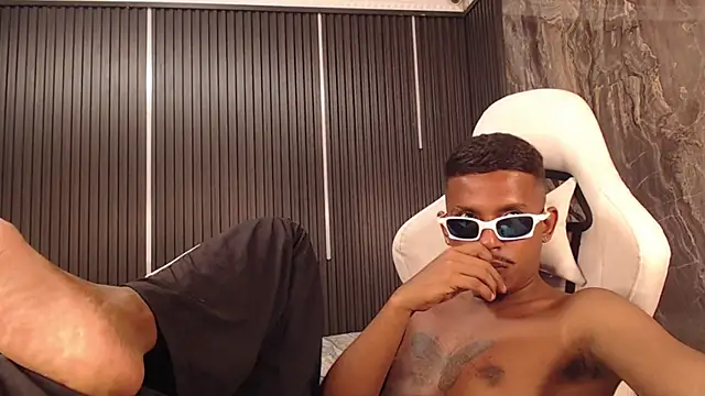 arthur_s69 Live XXX Chat