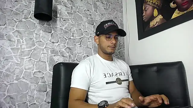 Chris_Dick23 Chat XXX live