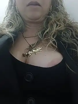 Sussy50 Adlı Modelin Canlı XXX Sohbeti