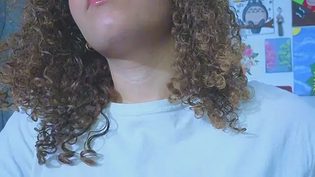 غرفة دردشة Ada_gales_ المباشرة