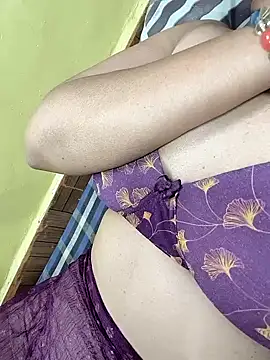 Praveena27telugu Chat XXX in diretta
