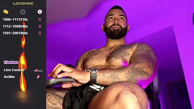 Max-prada élő XXX-chatje