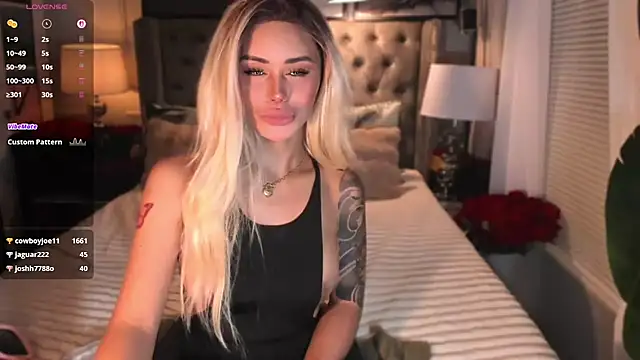 دردشة ParisianDoll الجنسية المباشرة