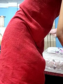 Chatroom XXX en direct de 124pakhi