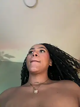 YariRose লাইভ XXX চ্যাট
