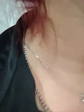 צ'אט XXX בשידור חי של Luluu063i