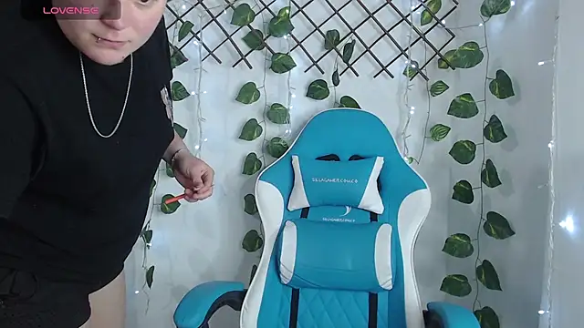 Nika_1_ live XXX chat