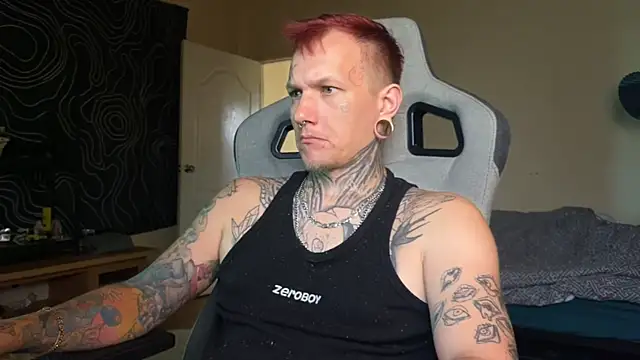 Chatroom XXX en direct de razor_paul
