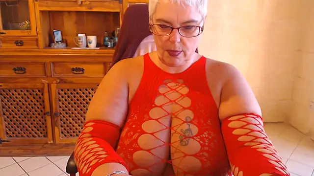 MISS_LINDAH Chat XXX in diretta