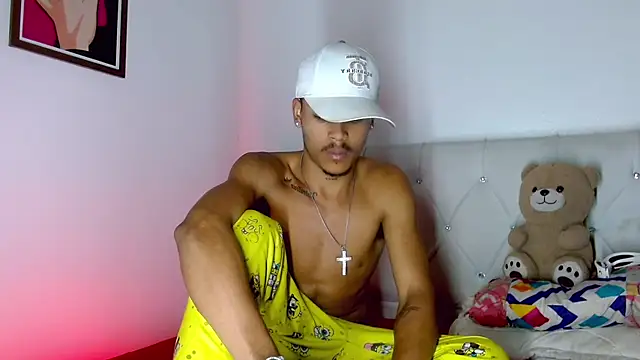 צ'אט XXX בשידור חי של Angel_foxc13