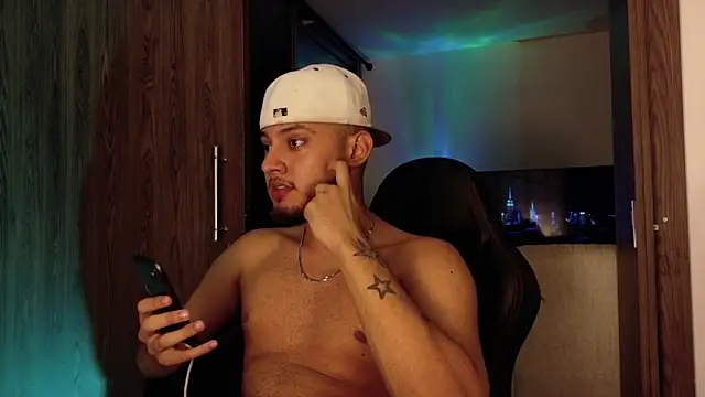 Sebolaz333 Live XXX-chat