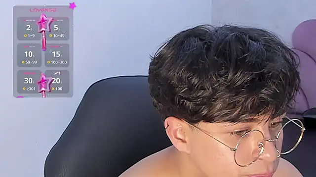 alan_twink12 live XXX chat