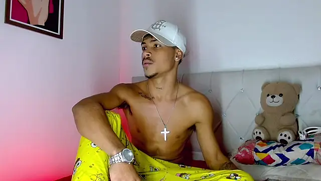 Chatroom XXX en direct de Angel_foxc13