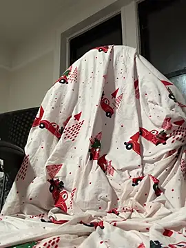 צ'אט XXX בשידור חי של DickJusGrowz