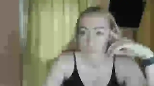 LensyTourels' Live XXX Chat