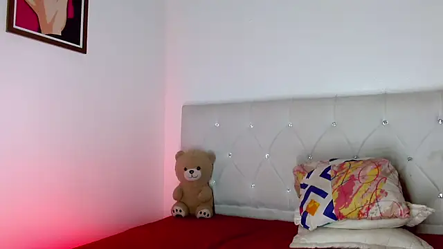 Angel_foxc13: απευθείας συνομιλία ΧΧΧ