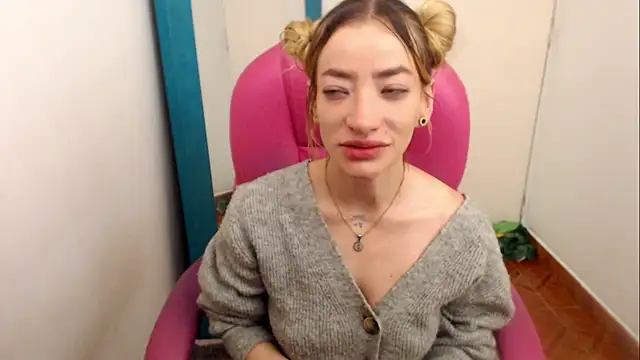 zoe_jones13 Chat XXX live