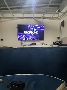 moisesc58's Live XXX Chat