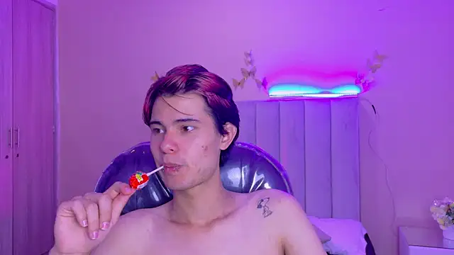 Derek_Sinn Live XXX-Chat