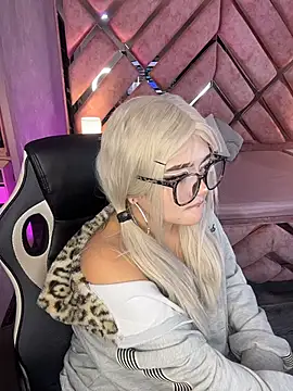 lya_nekko_ XXX чат на живо