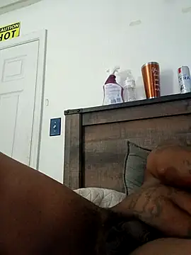 XXX chat uživo modela Kynghot228