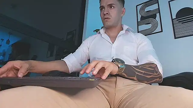 Živý XXX chat ALPHA_DOMINUS_