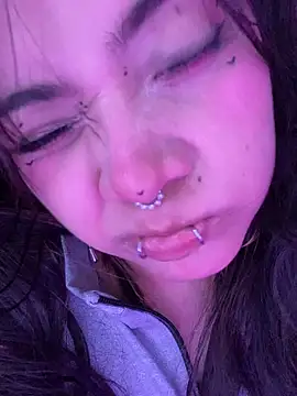 Chat XXX en directo de Amara_Kazumii