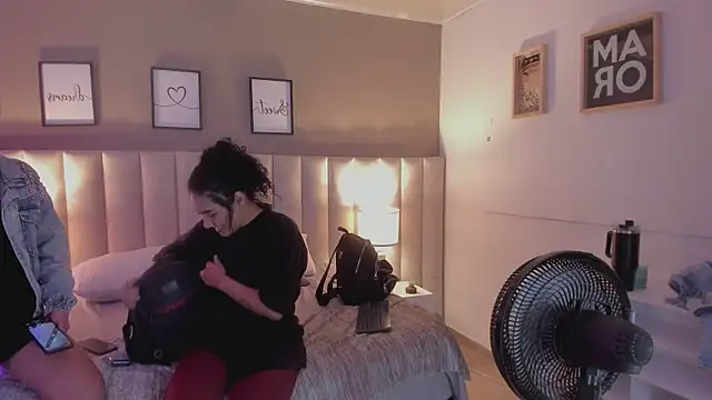 Kiara_Kismet_'s Live XXX Chat