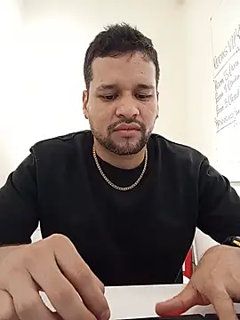 Chat XXX ao vivo de LucasGaeel
