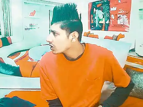 IndianSavageMale Adlı Modelin Canlı XXX Sohbeti