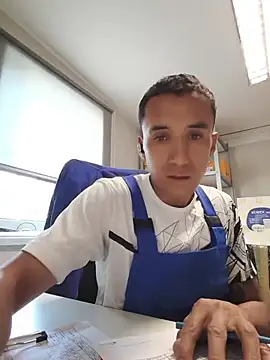 Peperoso777 – Naživo XXX chat