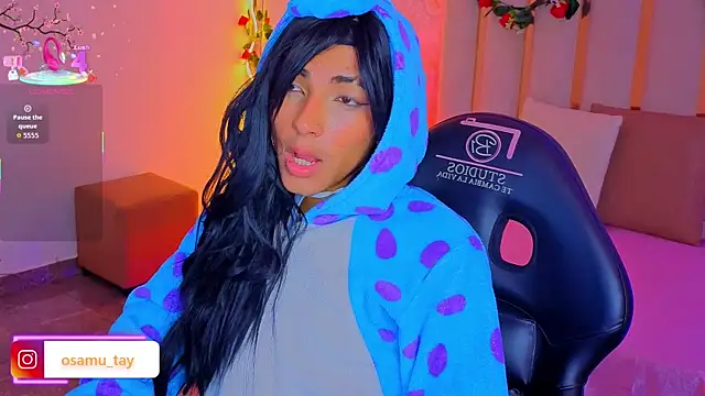 XXX chat uživo modela osamu_tay