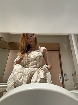 okgirl_23's Live XXX Chat